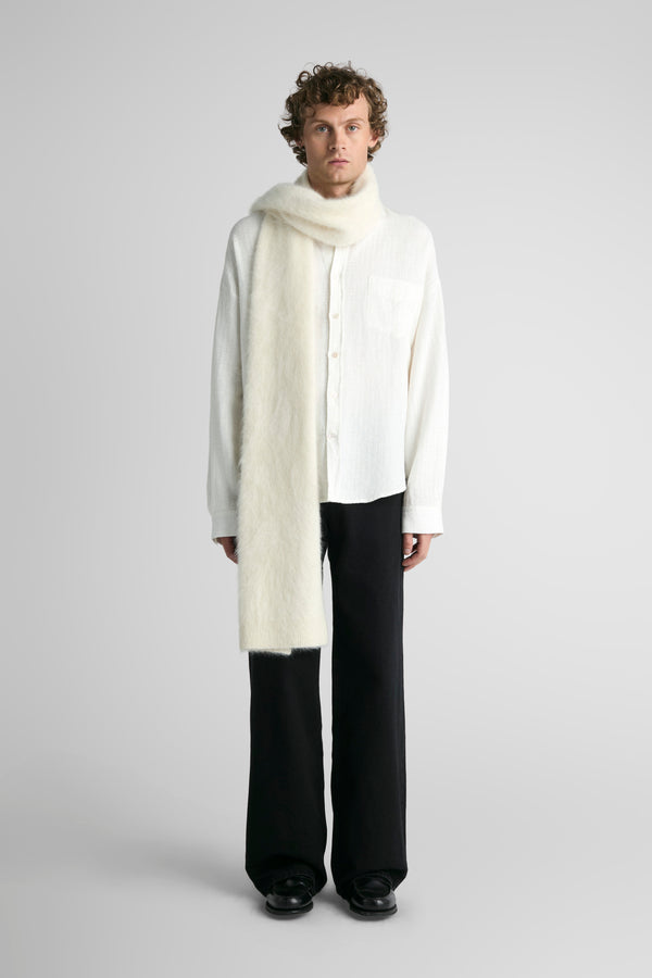 Lerke Ivory