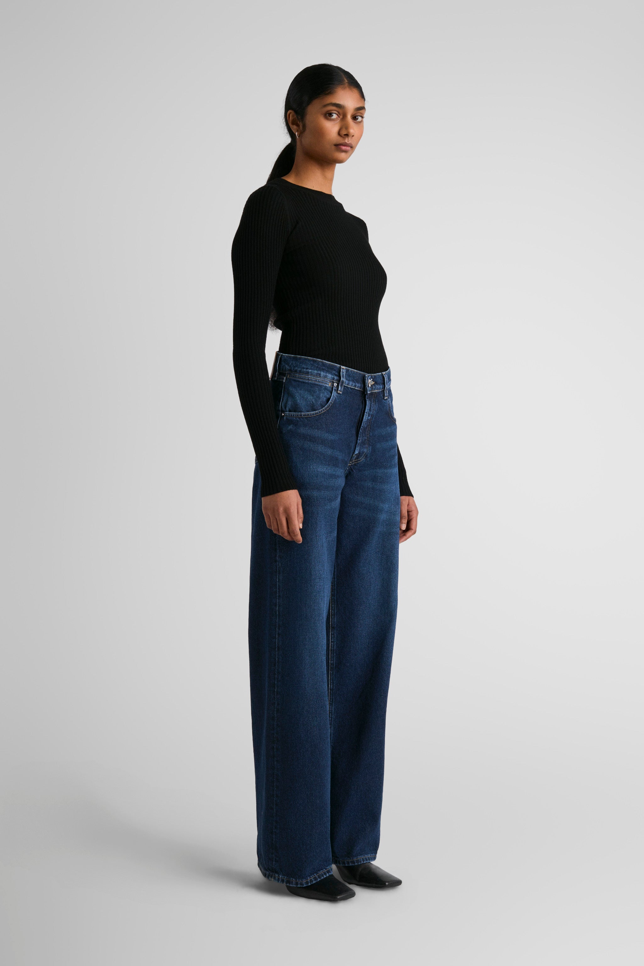 Beth Low Japan Dive - Blue Jeans – Livid