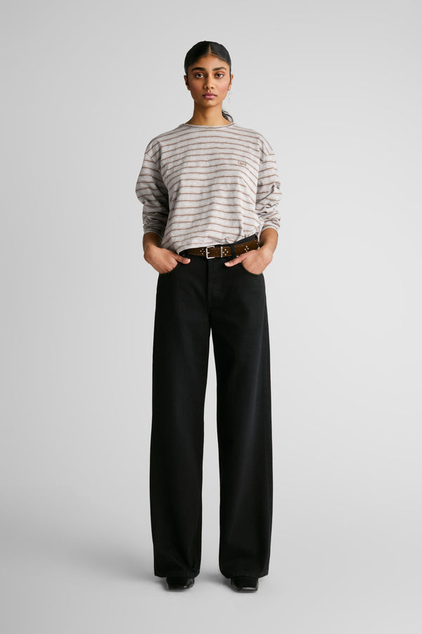 Mila Carma String
