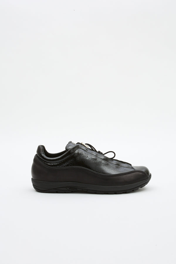 Licata Black