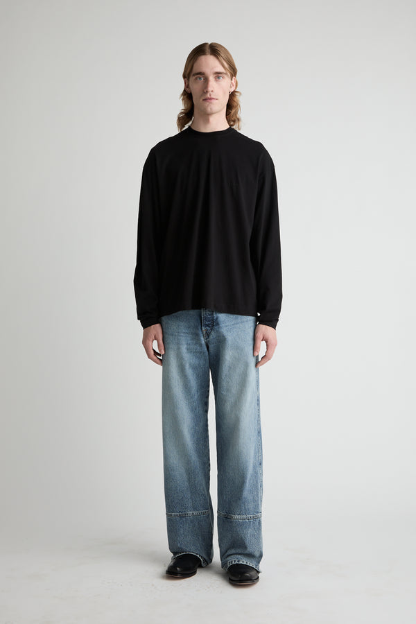Needle Black